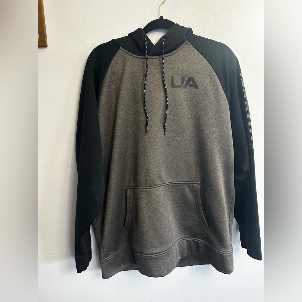 Under Armour hoodie pullover sporty‎ athletic athleisure gym training